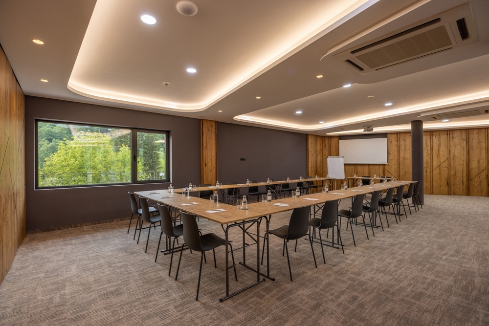 Delta Venus — sea-facing living room with panoramic view
